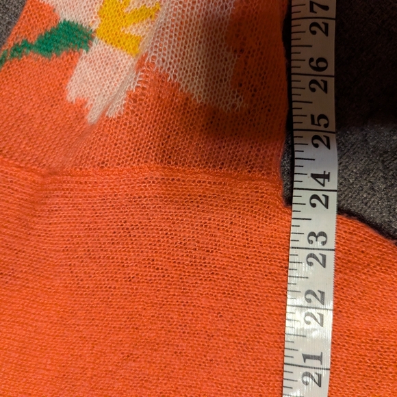 Free As A Bird Orange Sweater Size L Lovely Floral Knit Oversized Distressed - Picture 8 of 8
